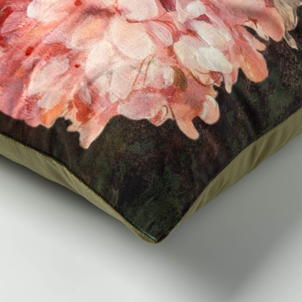 Coussin Denise donkerroze, DUTCH DECOR