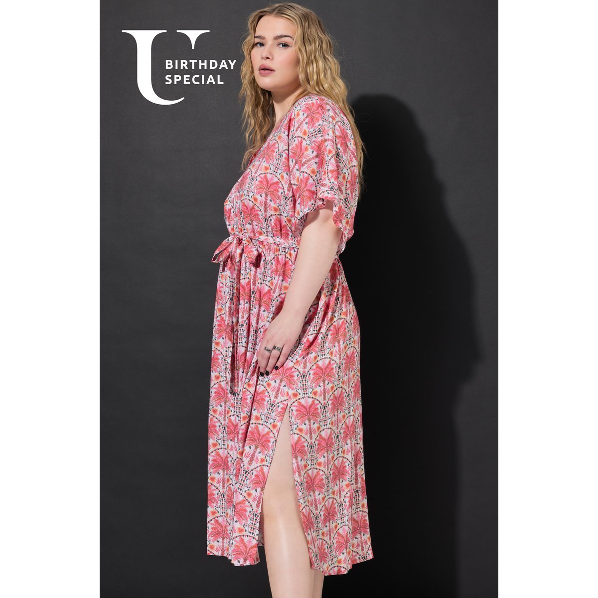 Robe caftan avec ceinture à nouer blanc cassé, STUDIO UNTOLD