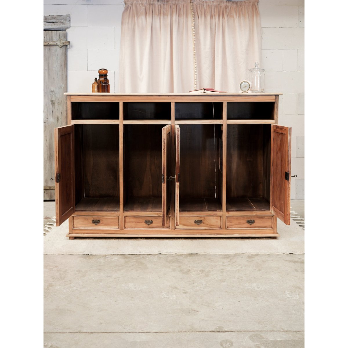 grande enfilade en bois patiné Margaret N°768 - Bon état bois clair, DEBONGOUT