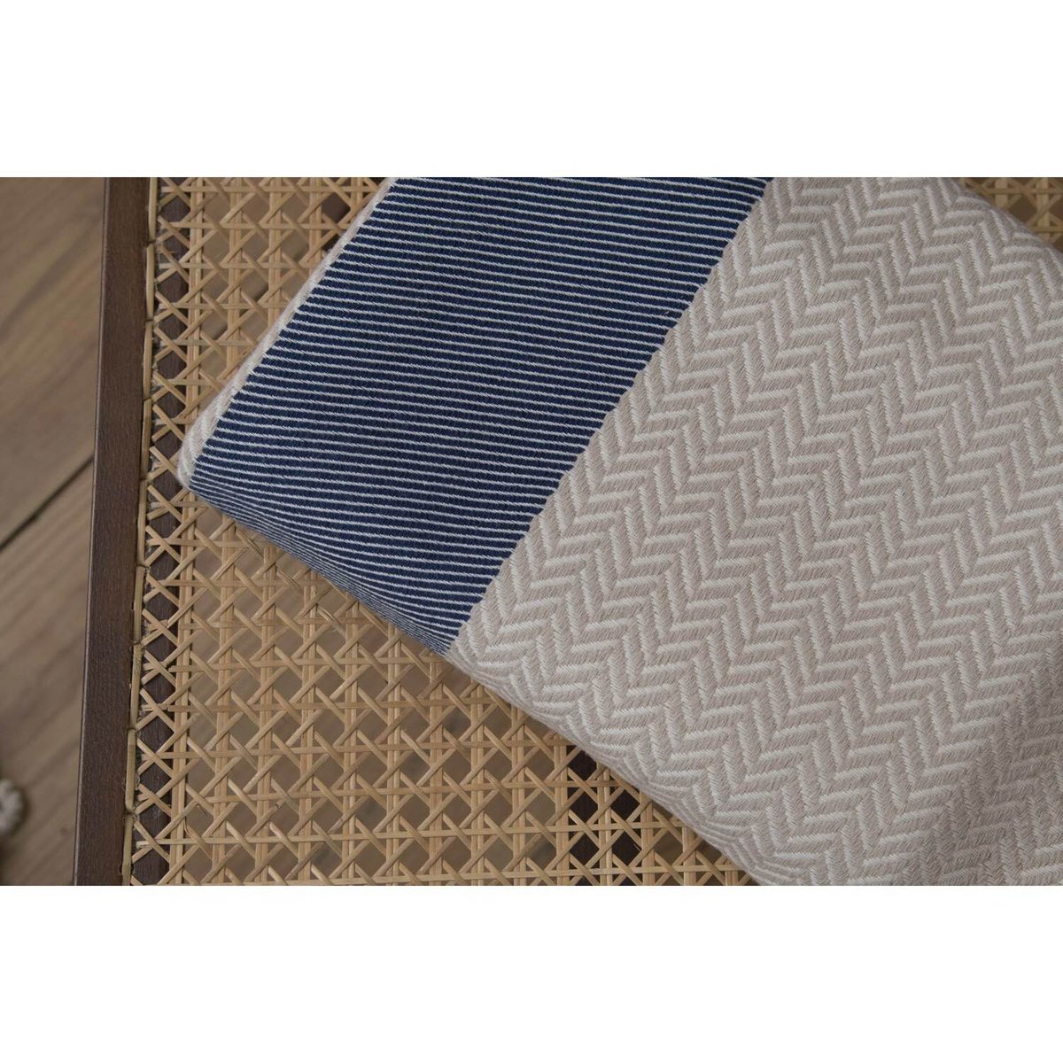 Plaid coton LIV bleu marine, FEBRONIE