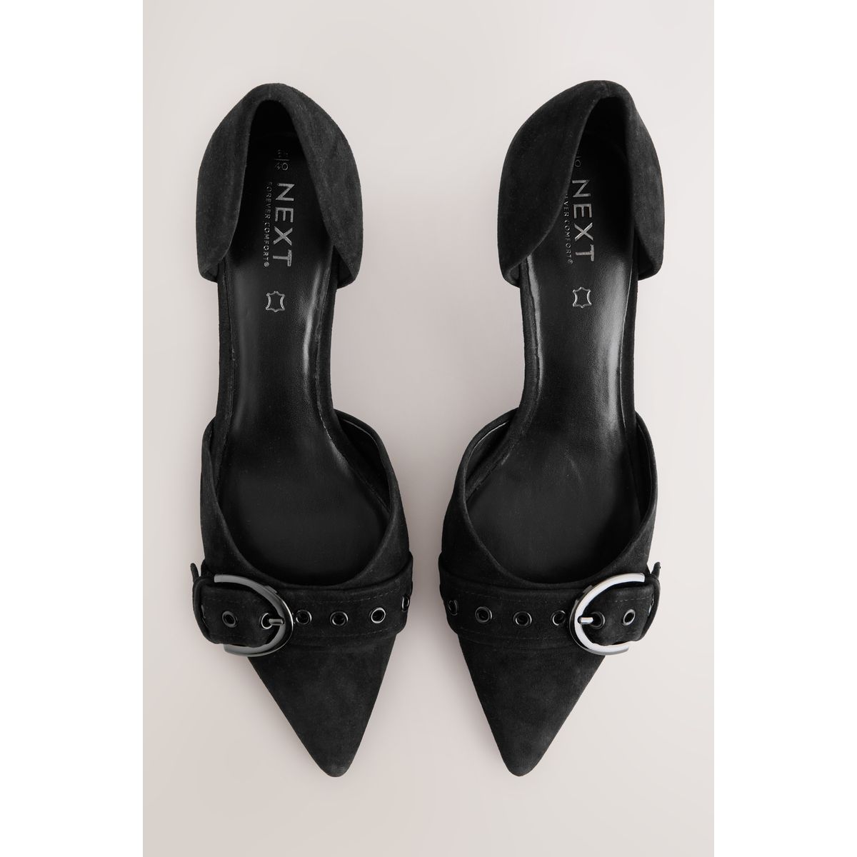 Chaussures pointues à petit talon noir, NEXT