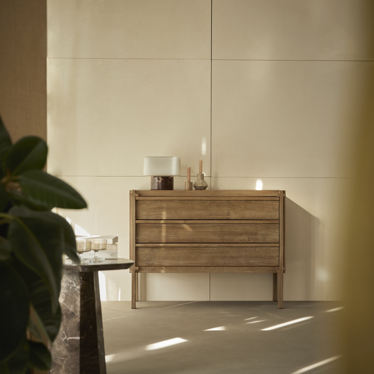 Commode en Orme massif, MADI naturel, TIKAMOON
