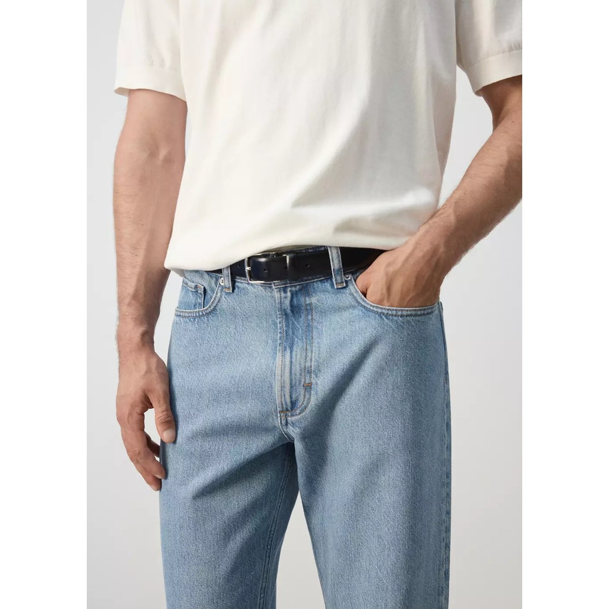 Jean Sammy court coupe carotte bleu clair, MANGO MAN