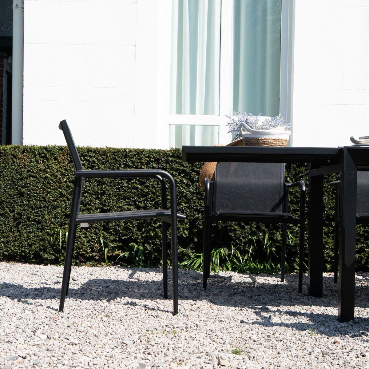 Ensemble 8/12p alu/verre, 10 fauteuils MODULO noir, WILSA GARDEN