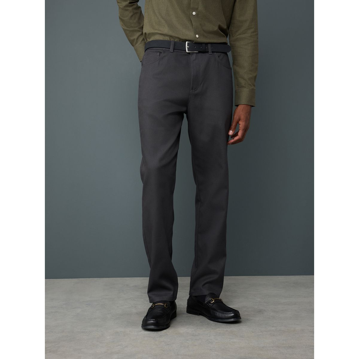 Pantalon chino en lyocell et noir, NEXT