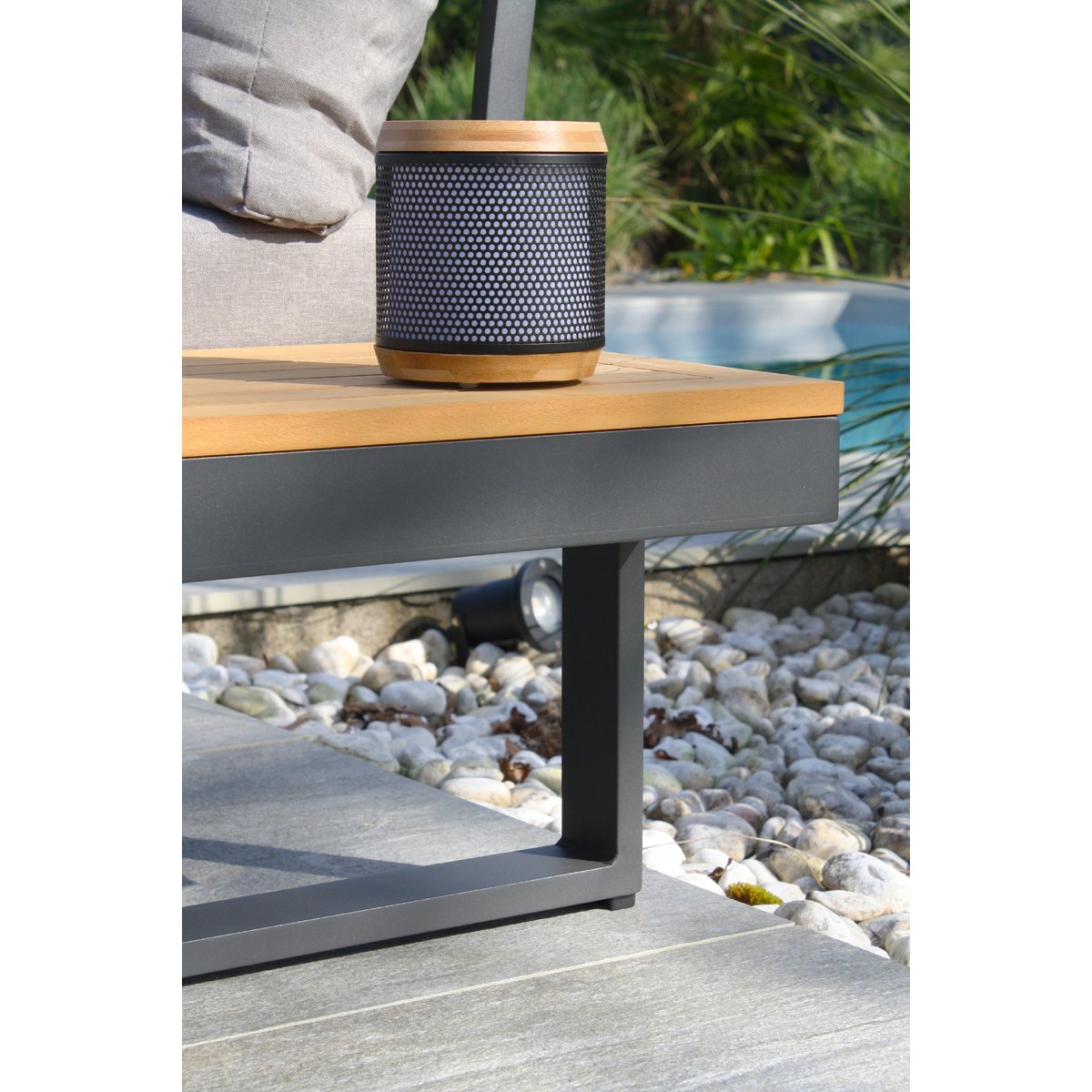 Salon de jardin 4 places en bois d' et aluminium TOKYO gris anthracite, DCB GARDEN
