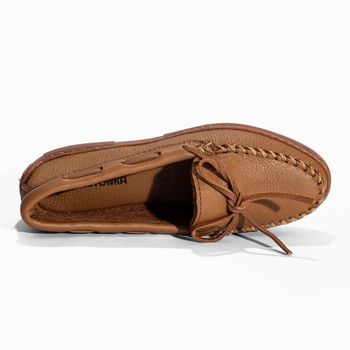 Mocassins en cuir Moosehide Classic camel, MINNETONKA