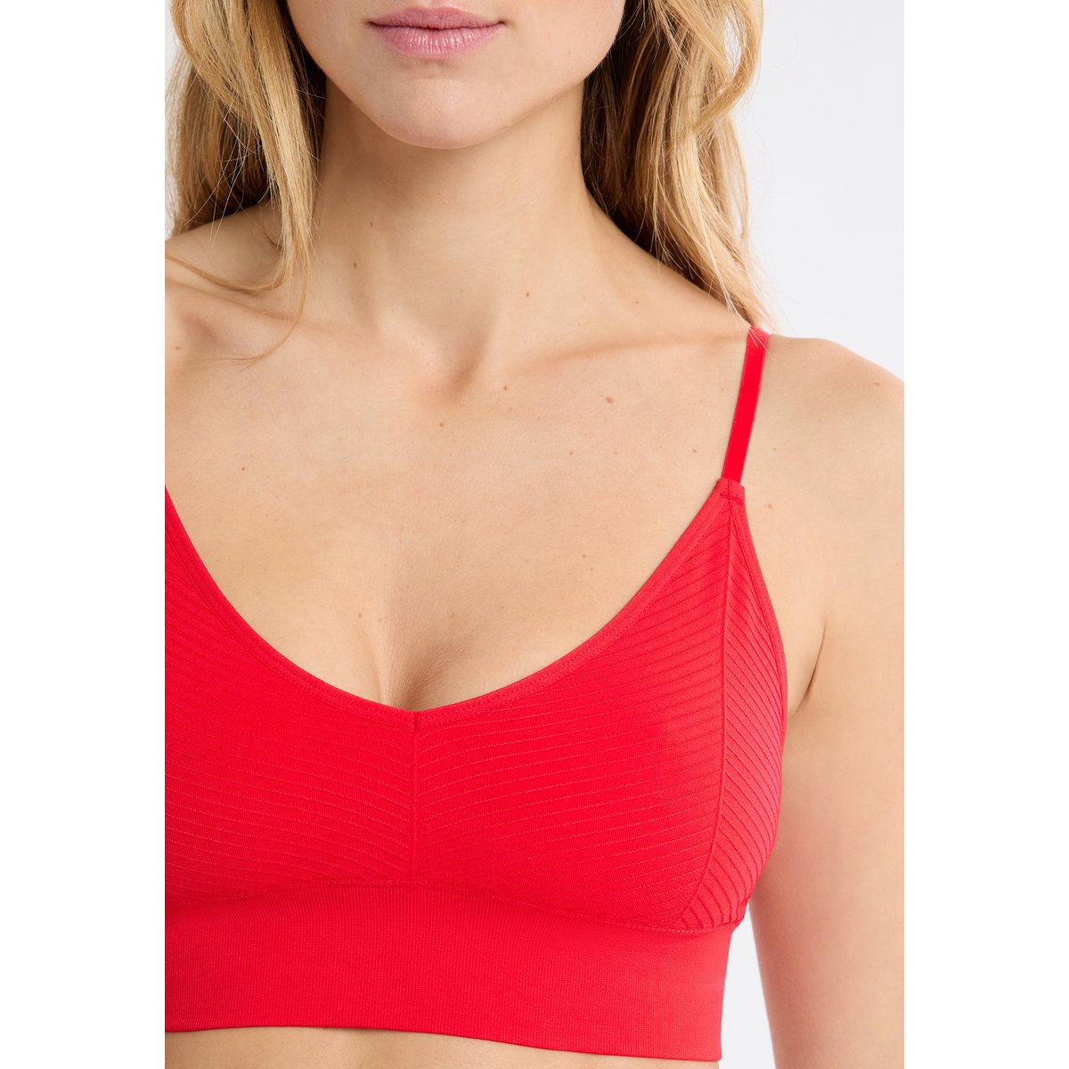 Soutien-gorge brassière sans armature EFFORTLESS rouge, ETAM