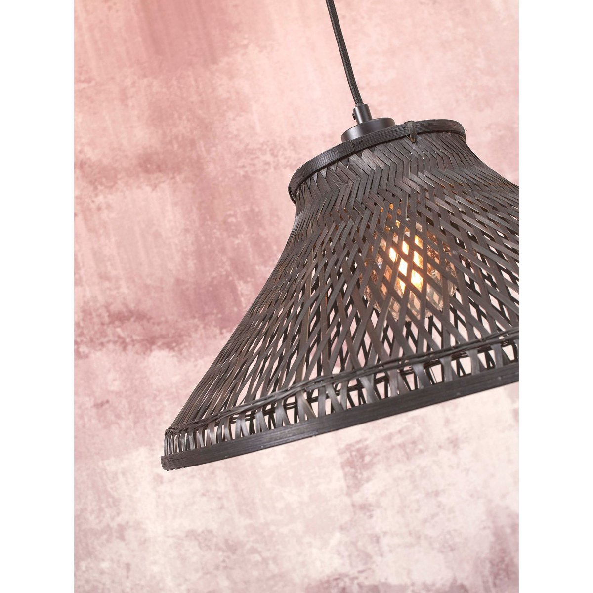 Lampe Suspendue Bambou TAHITI noir, GOOD & MOJO