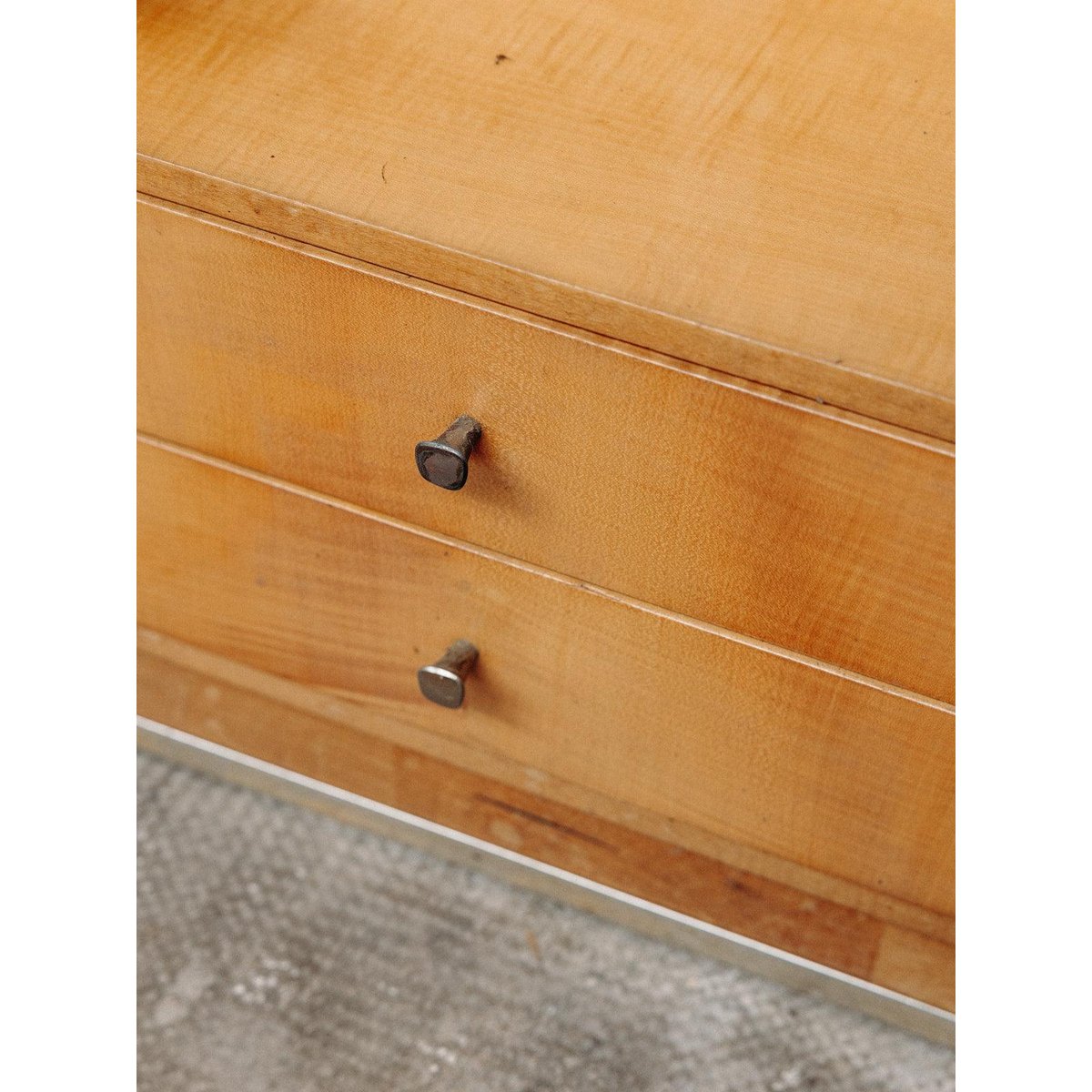 Meuble de rangement en bois Gustave N°94 - Bon état bois clair, DEBONGOUT