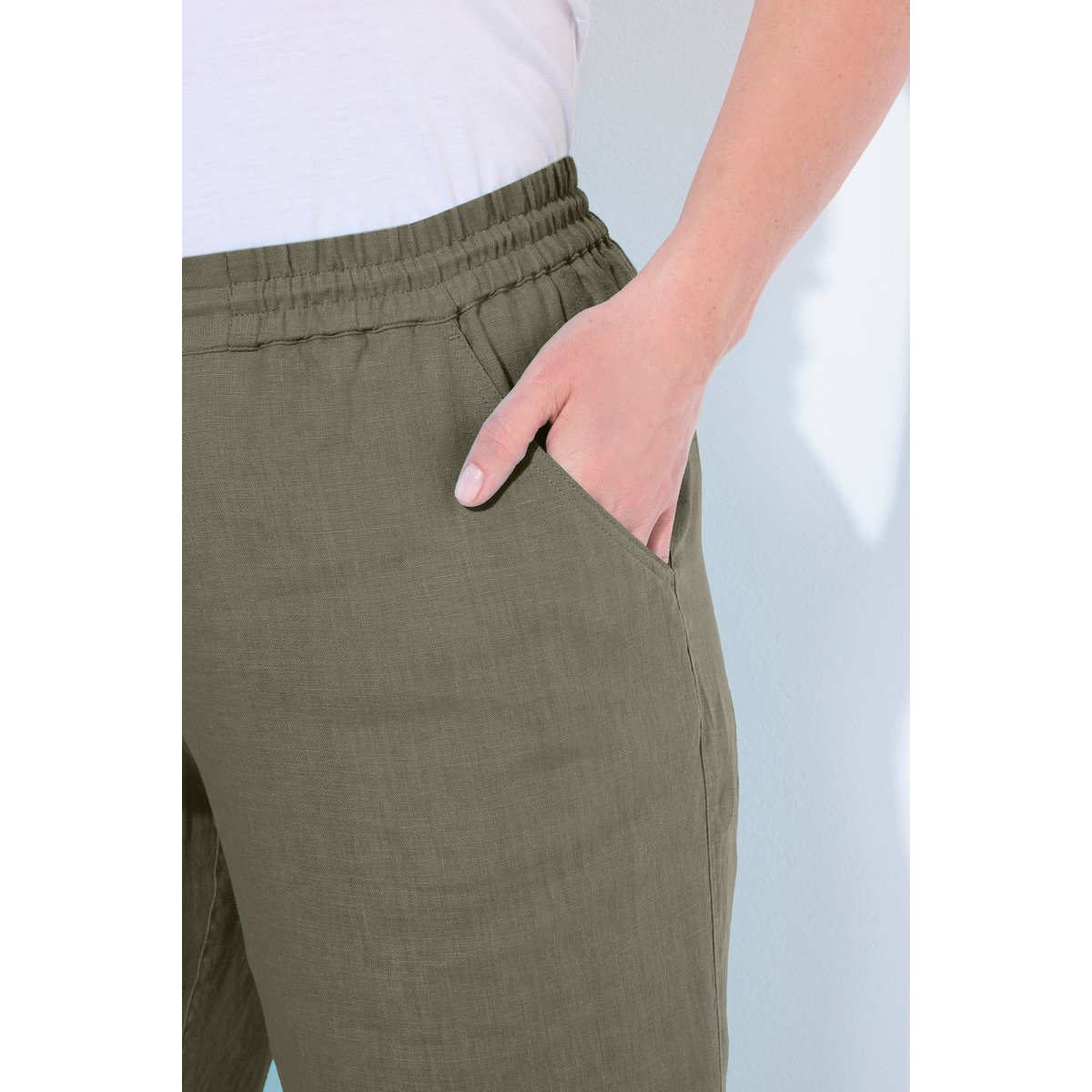 Pantalon 7/8 en lin vert loden, ULLA POPKEN