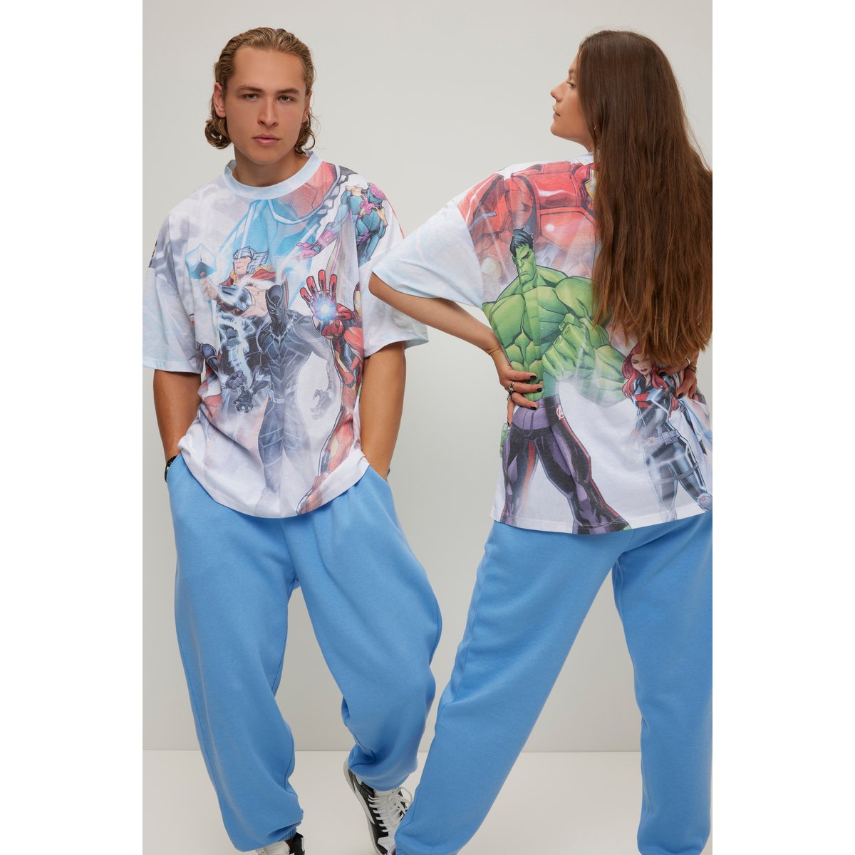 T-shirt oversized à col rond et blanc cassé, STUDIO UNTOLD
