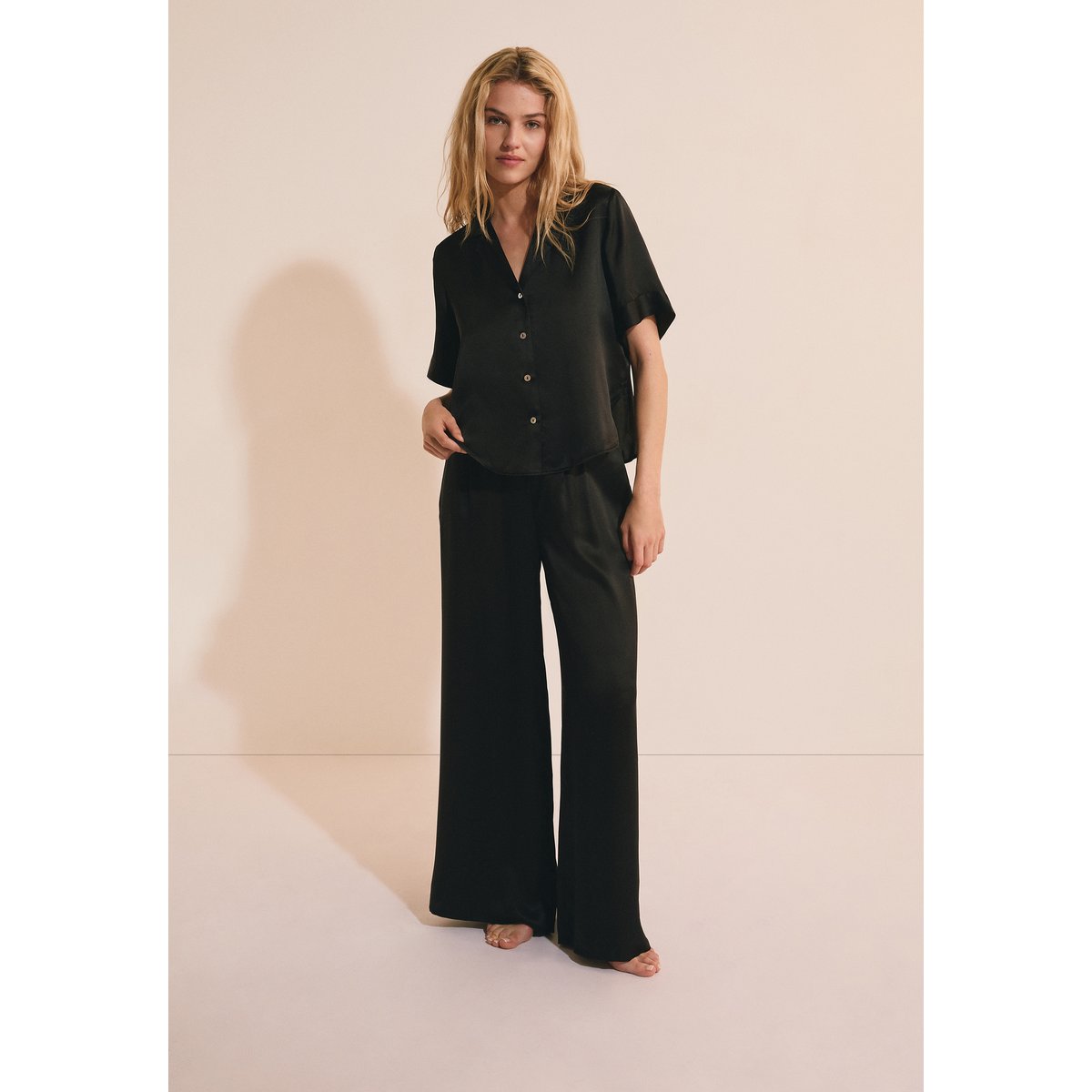 Chemise de pyjama manches courtes en soie PEARLY noir, ETAM