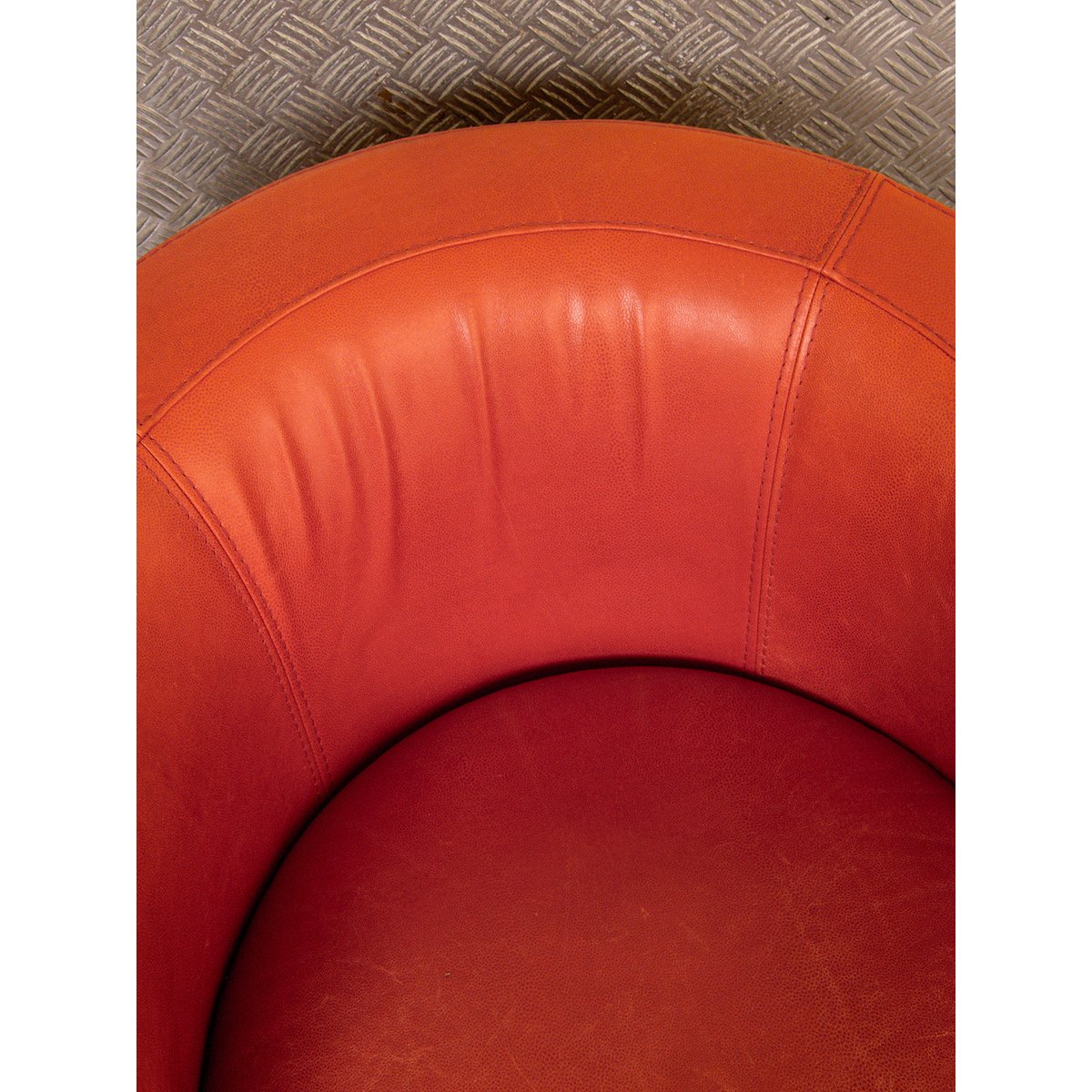 Paire de fauteuils Jakob N°320 - Bon état orange, DEBONGOUT