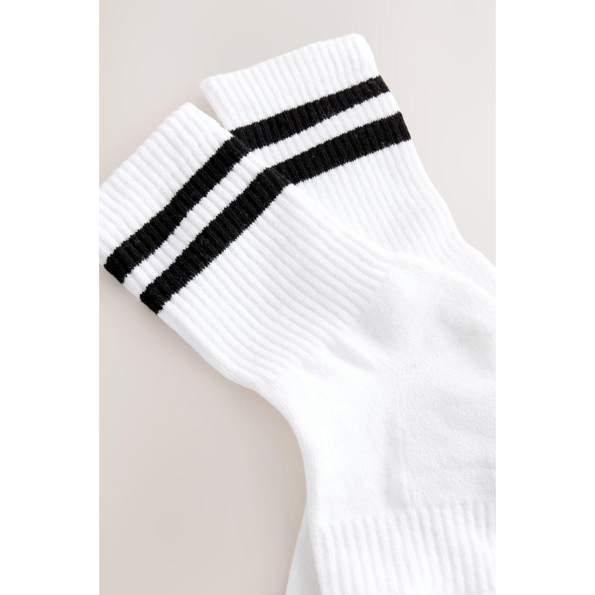 Chaussettes de sport, 4 paires blanc avec bande noire, NEXT