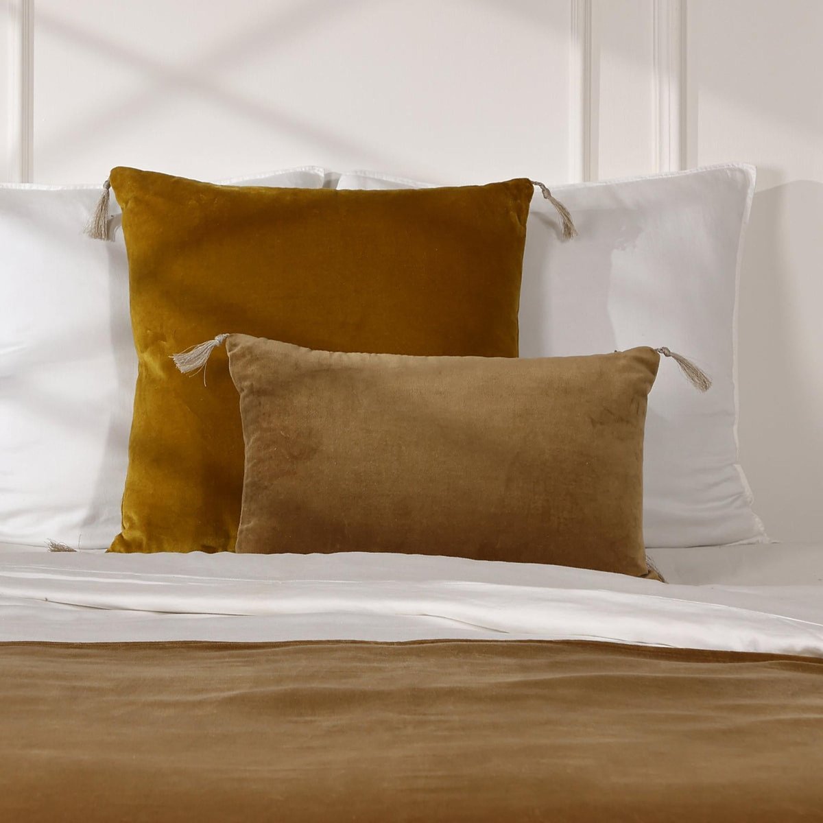 Housse de coussin velours de coton DANUBE camel, FEBRONIE