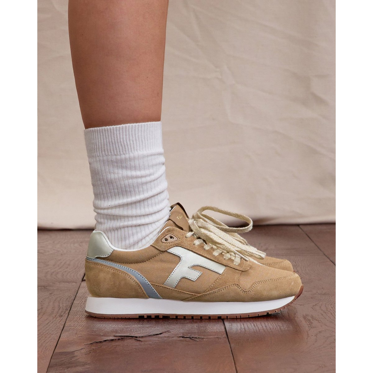 Running tissu suede ELM beige et dorée, FAGUO