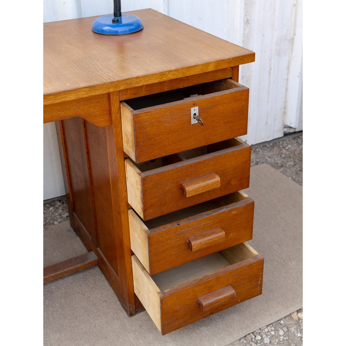 Bureau en chêne Yvan N°550 - Bon état bois clair, DEBONGOUT