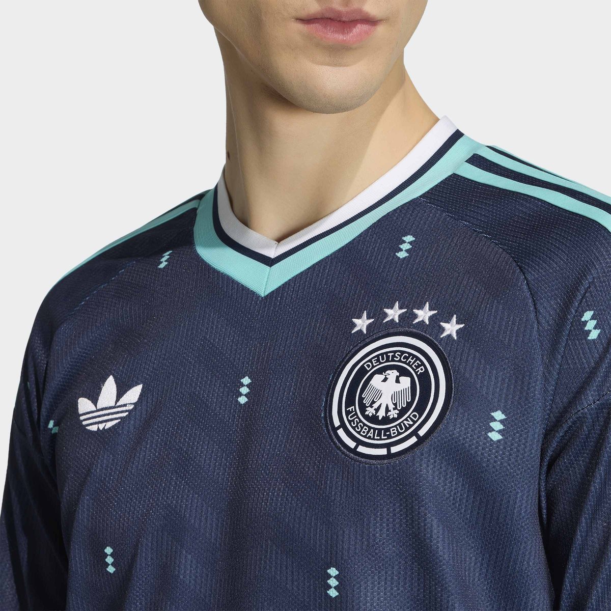 Maillot Manches Longues Extérieur Allemagne 26 Maillot Manches Longues Extérieur Allemagne 26 collegiate navy, adidas Performance