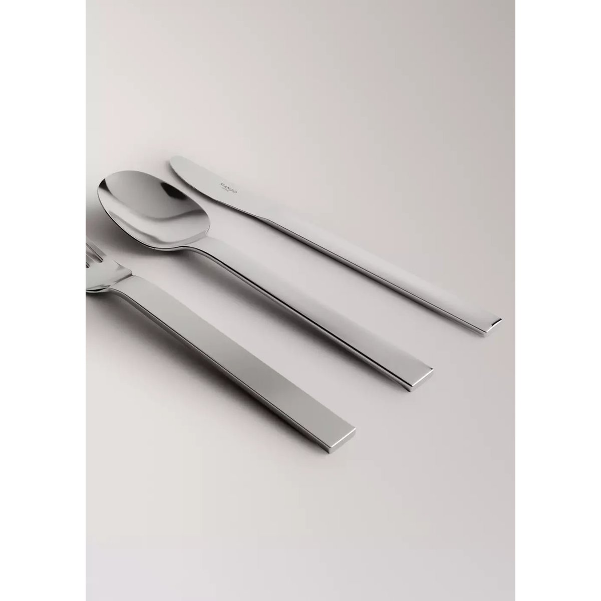 Ensemble de couverts 3 pièces acier inoxydable gris, MANGO HOME