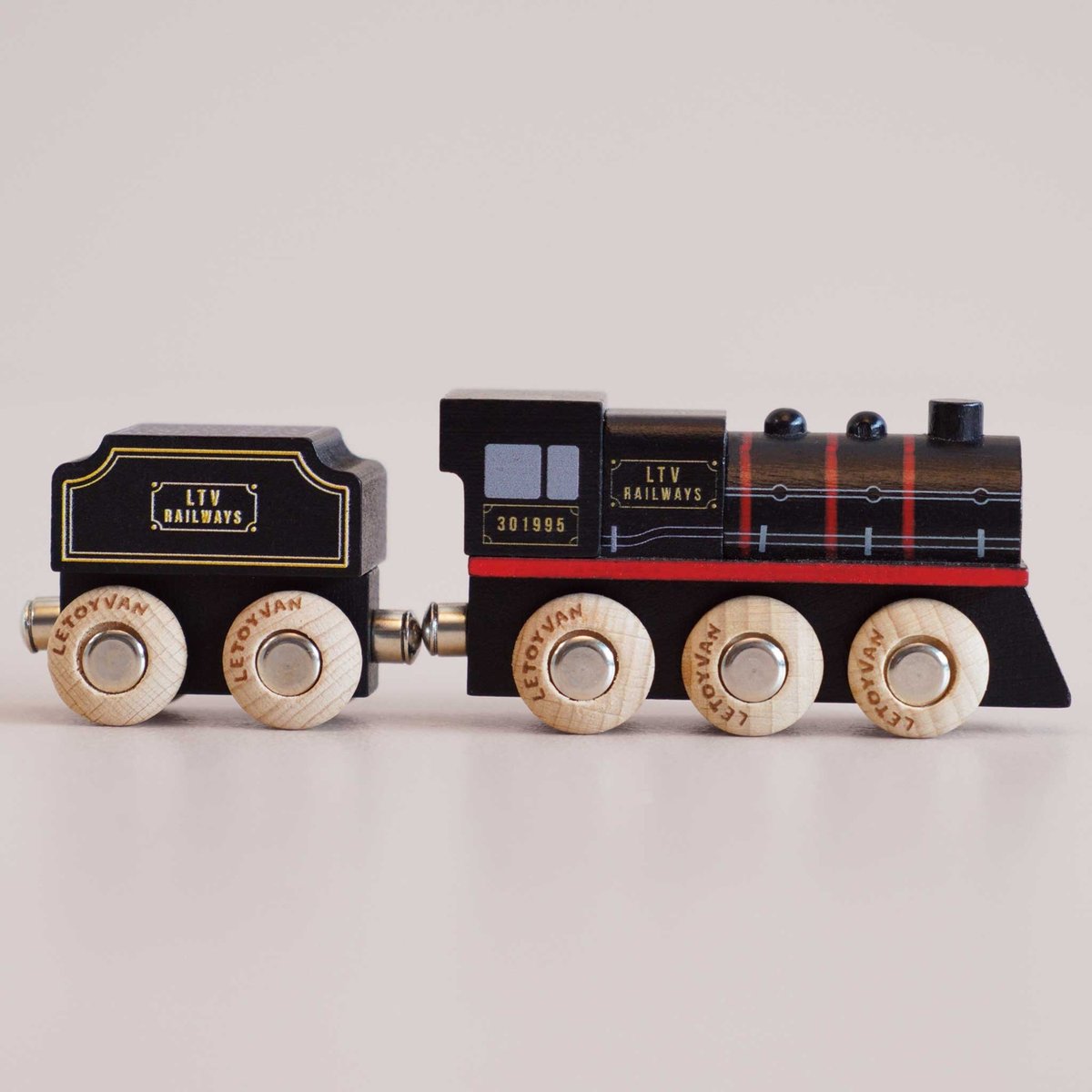 Locomotive Francis No 49 noir, LE TOY VAN