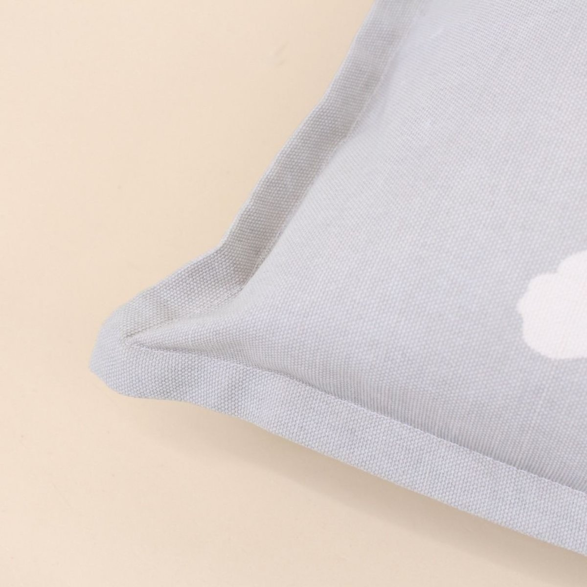 Coussin imprimé corps femme 40cm gris, ORNAMI
