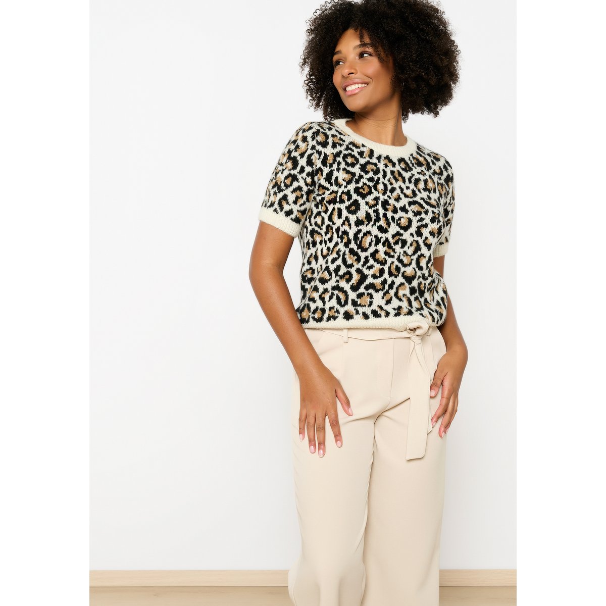 Pull en jacquard à manches courtes camel, LOLALIZA
