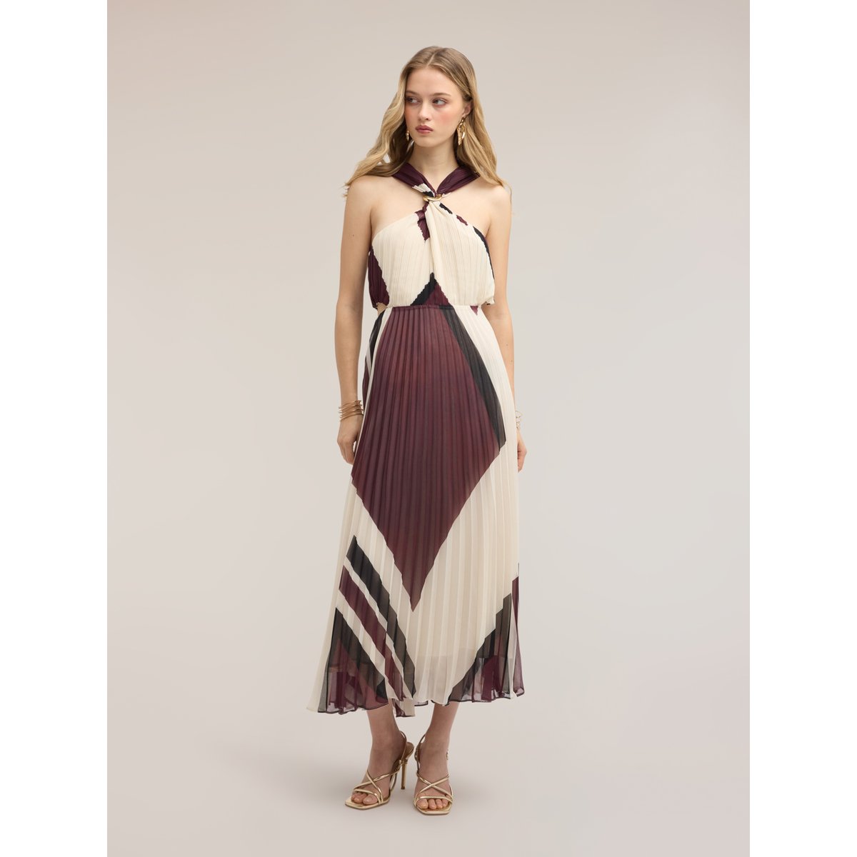 Robe longue plissée imprimée marron, MOTIVI