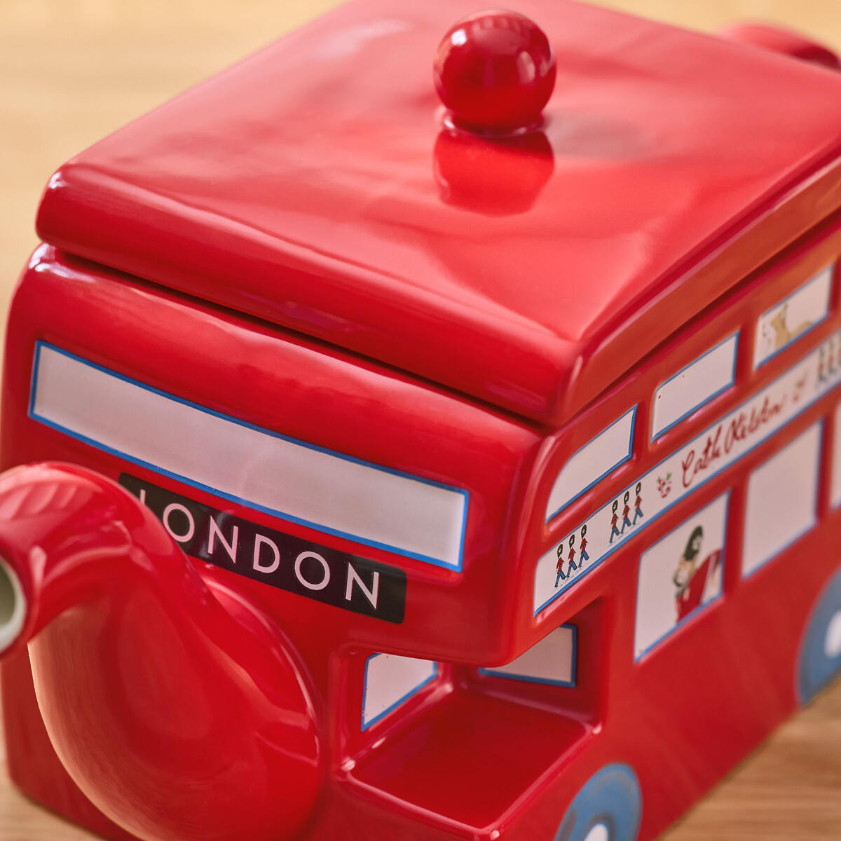 London Town Bus Teapot red, CATH KIDSTON