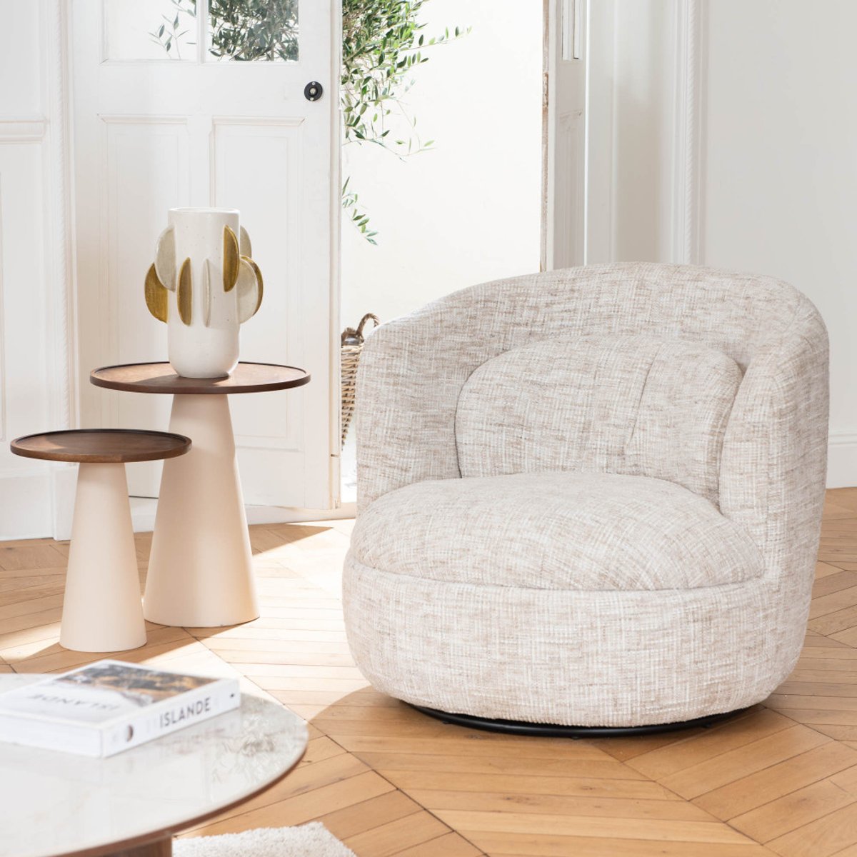 Fauteuil en tissu beige Chama crème / ivoire, AMADEUS