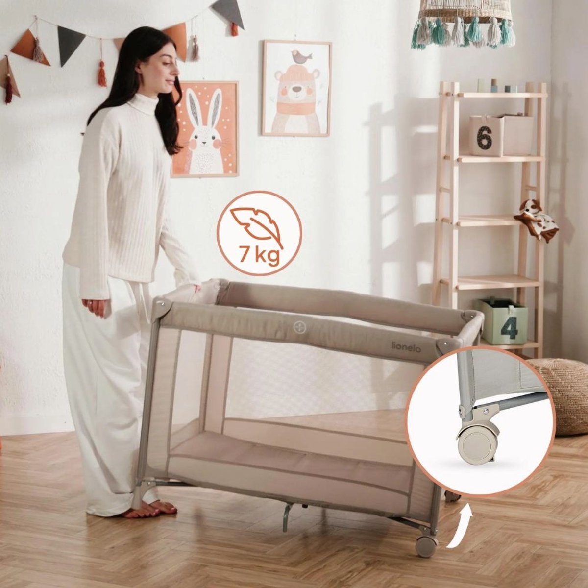 Lit parapluie bébé Amelie compact avec matelas Grey Concrete beige sand, LIONELO