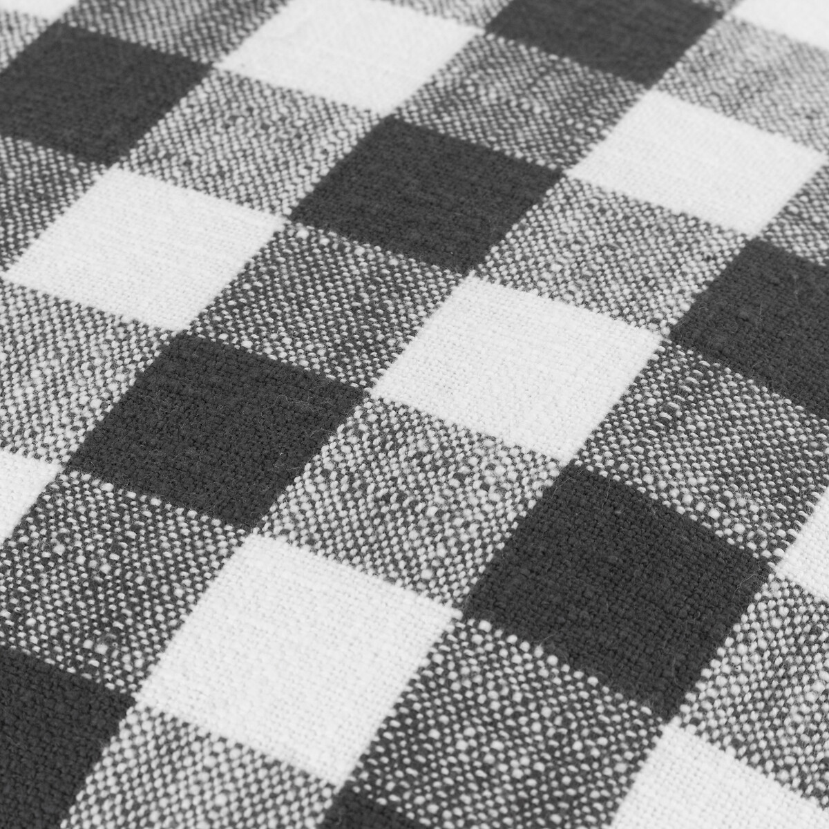 Barton Check Cushion black, YARD