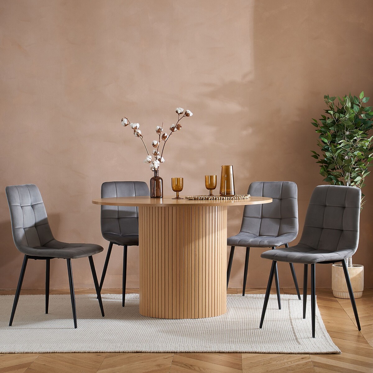 Arwen Velvet Buttoned Dining Chairs (Set of 2) grey, SO'HOME