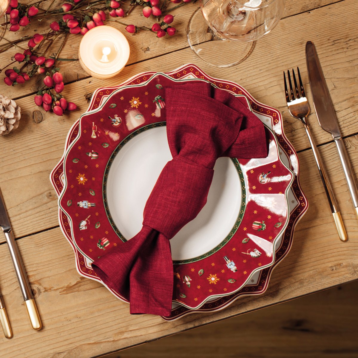 Assiette Plate Rouge TOY'S DELIGHT rouge, VILLEROY & BOCH