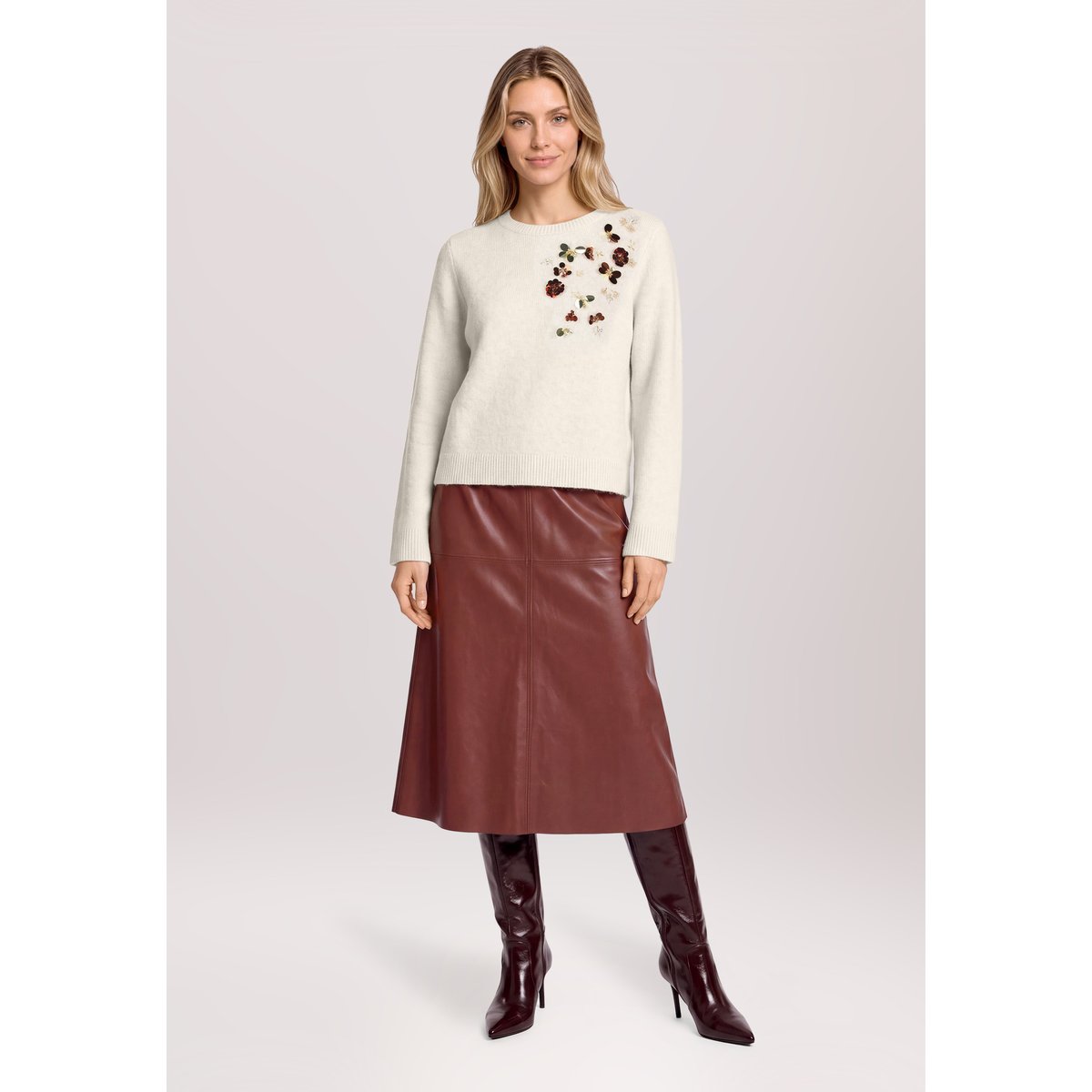 Pull-over en maille à pierres fantaisie beige, BETTY & CO