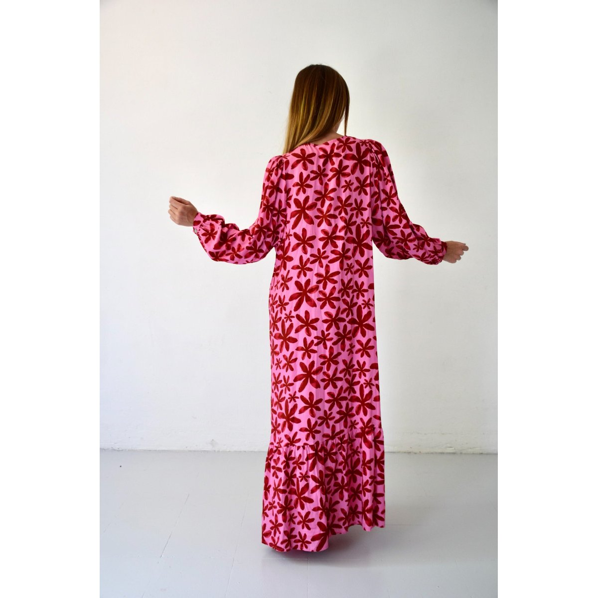 Robe longue fleurie boutonnée MICAELA rose / fuchsia, MINDTRAVELER