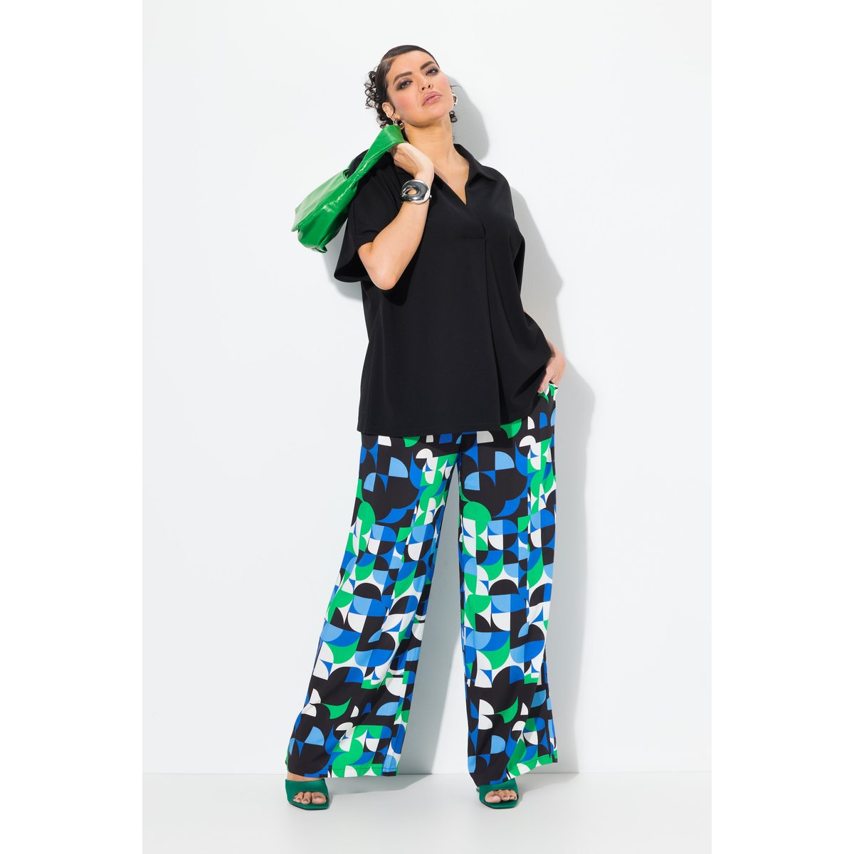 Pantalon dans un imprimé graphique vert naturel, ULLA POPKEN