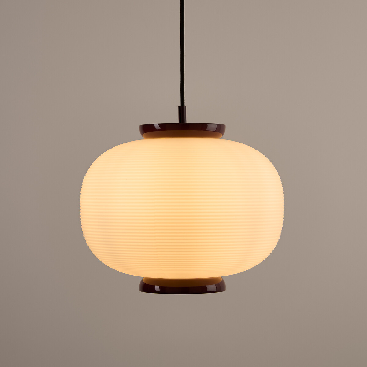 Suspension en verre opaline rainuré et métal fer, diamètre 33 cm, TILAN aubergine, LA REDOUTE INTERIEURS