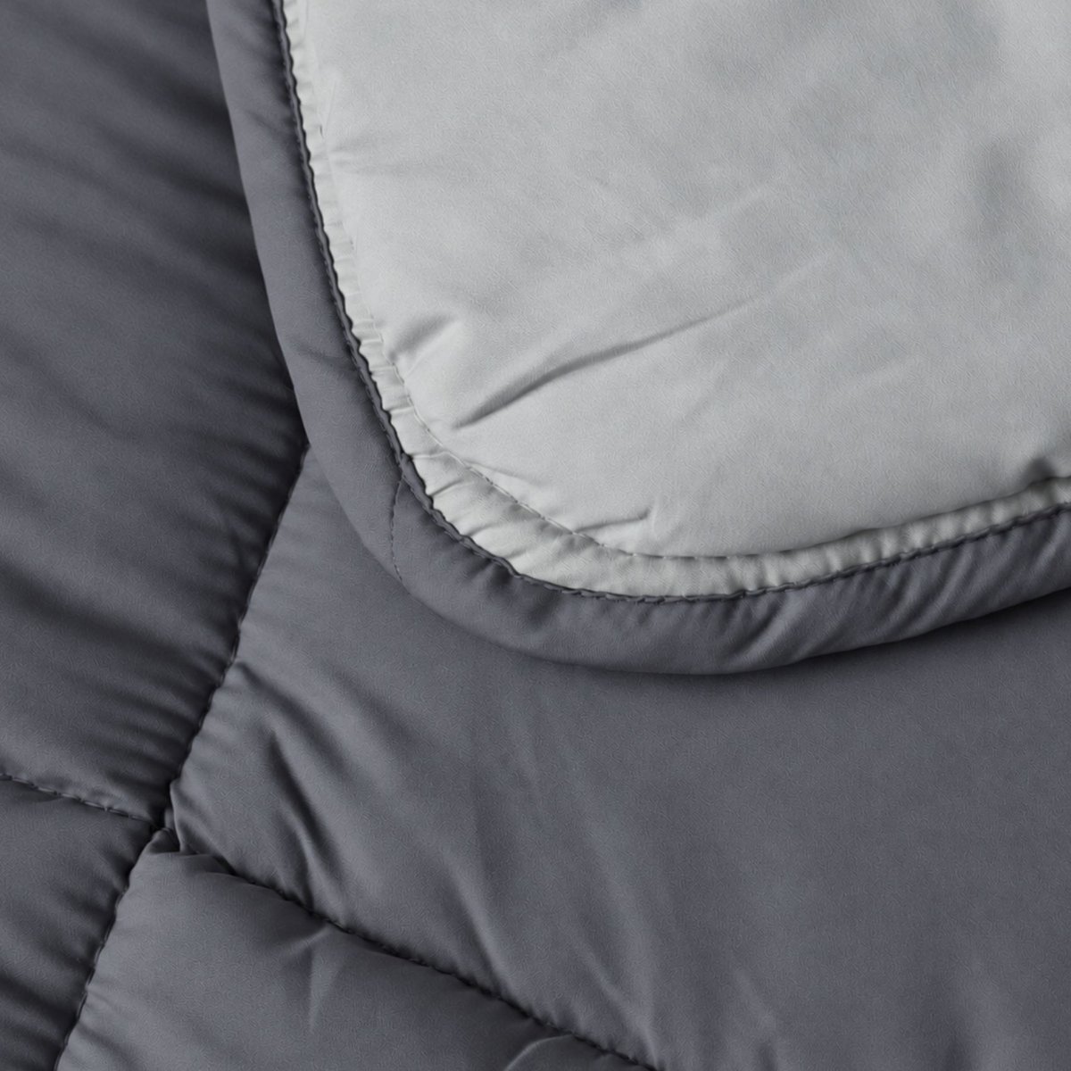 Couette chaude microfibre bicolore 400 gr/m2 argent, TOISON D OR