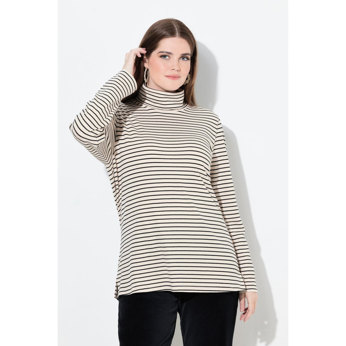 T-shirt côtelé coupe Slim. Col roulé blanc perle, ULLA POPKEN