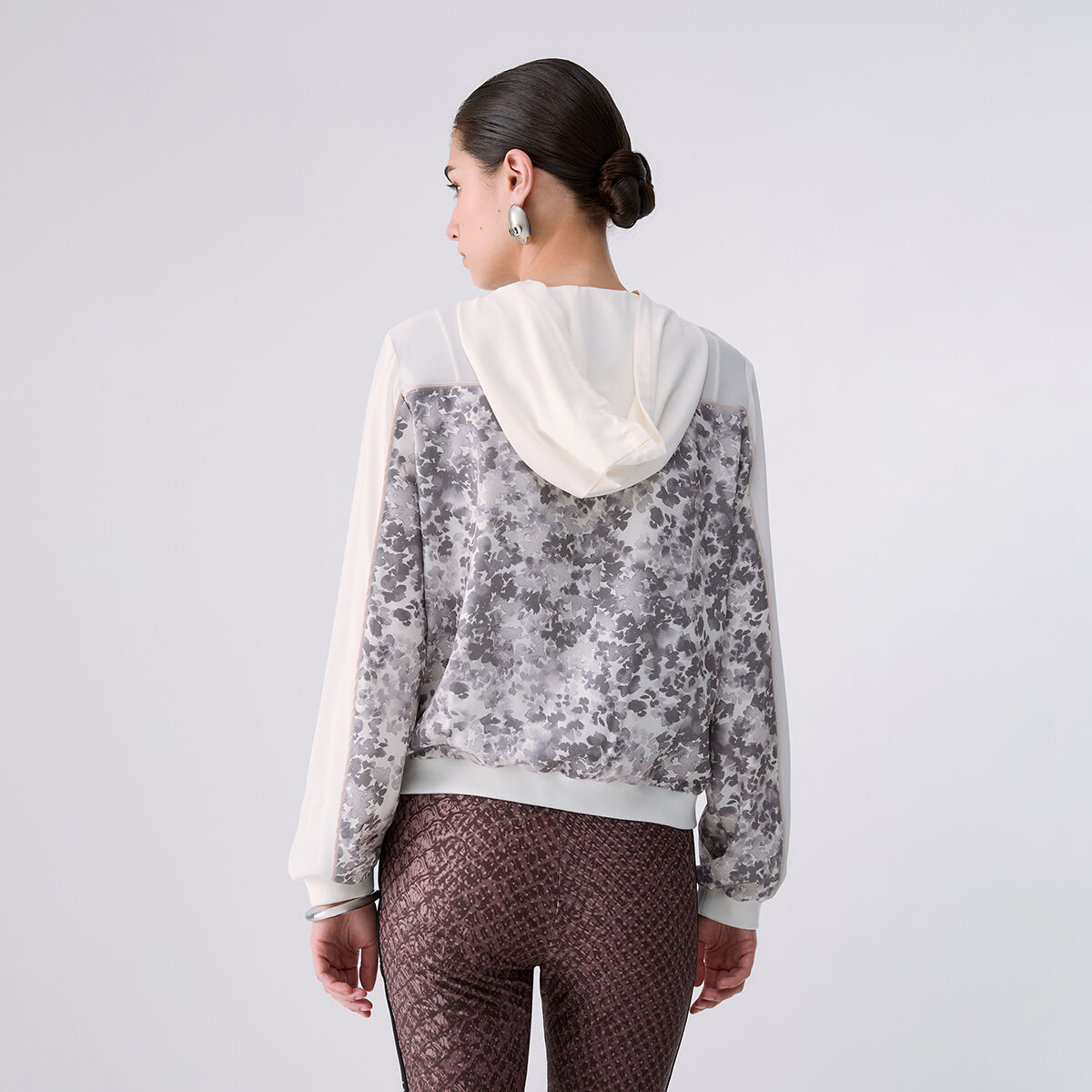 Sweat à capuche en crêpe gris, LIU JO