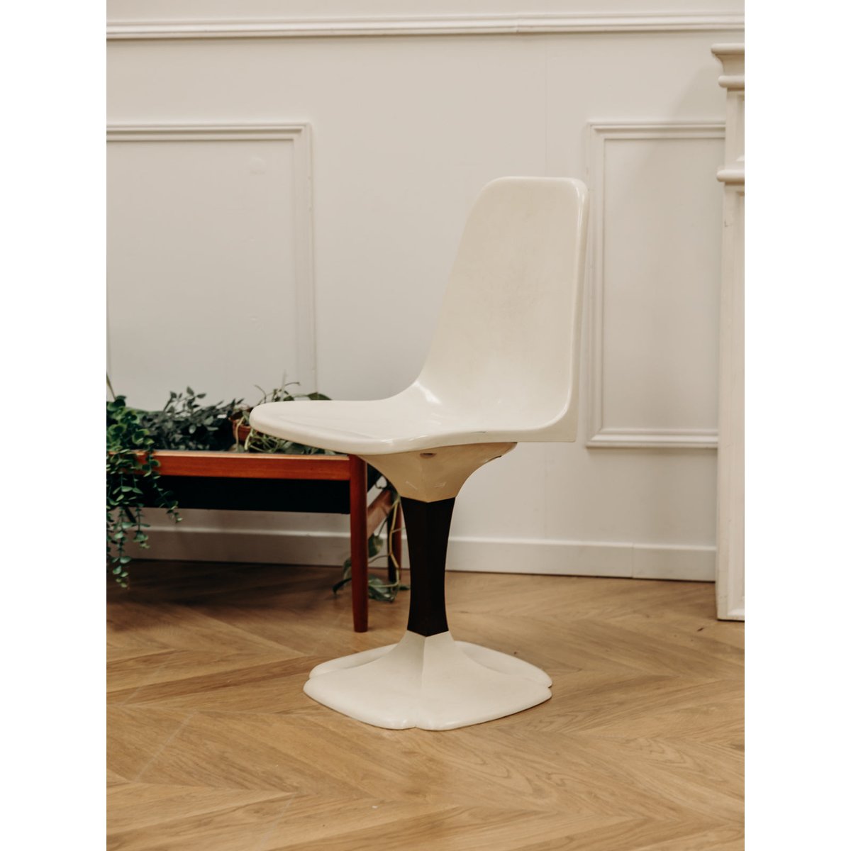 Chaise tulipe seventies Alma N°1569 - Bon état beige, DEBONGOUT