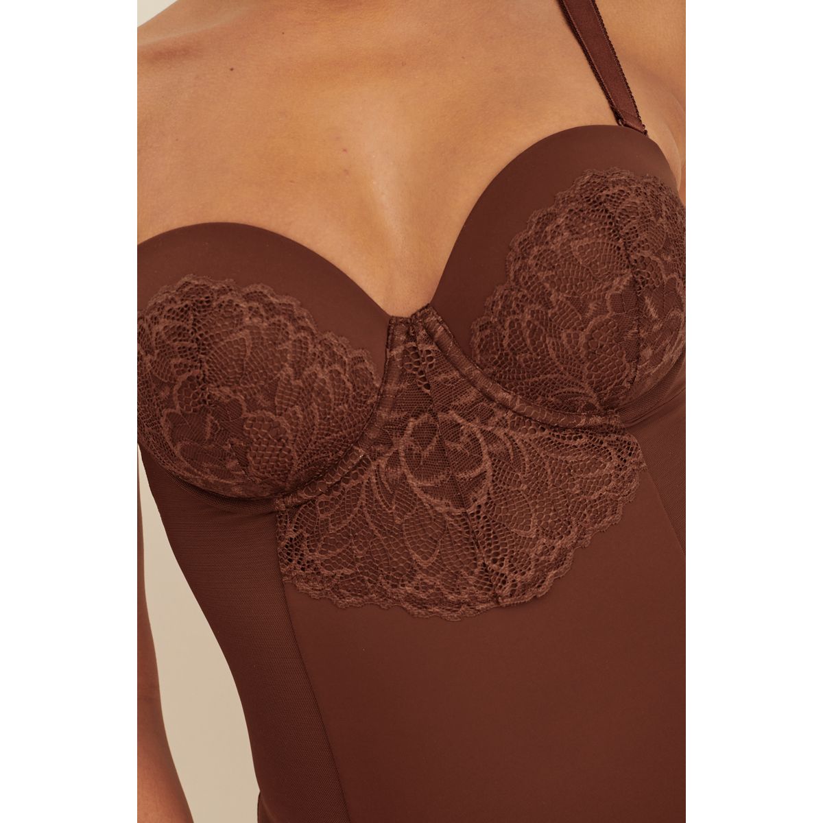 Nuisette À Effet Gainant Avec Bonnets Moulés marron chocolat, NEXT
