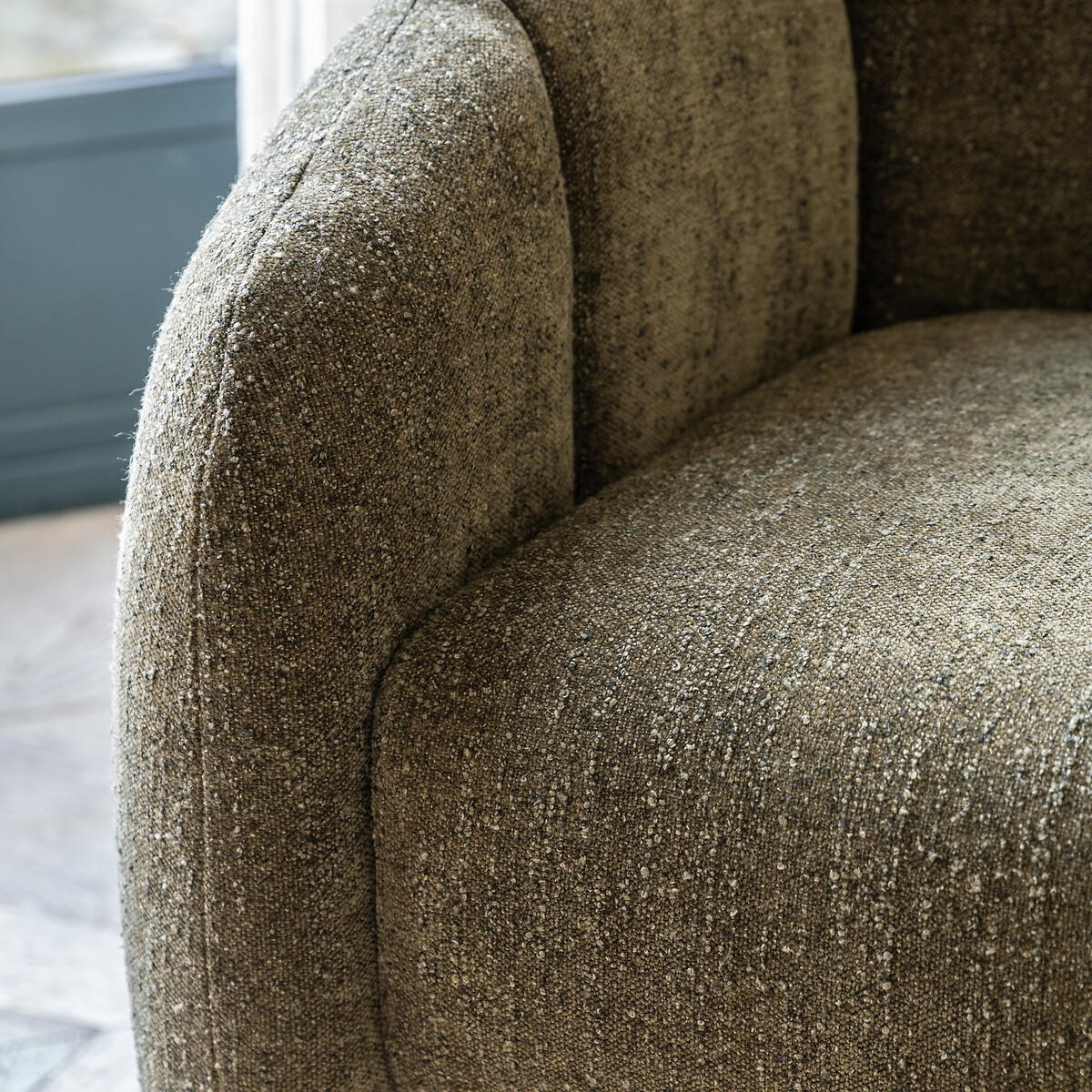 Carleton Textured Boucle Mid-Century Tub Chair moss green, ÉDITÉ