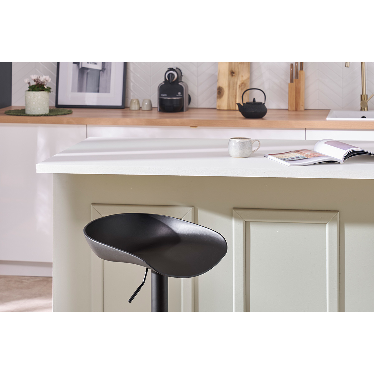 Tabourets de bar réglables design noirs H65 cm (lot de 2) PEBBLE noir, MILIBOO