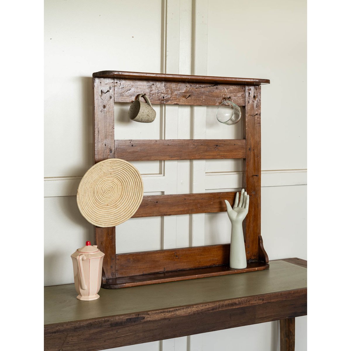 Ancienne étagère à casseroles en bois Gaëlle N°1572 - Bon état bois foncé, DEBONGOUT