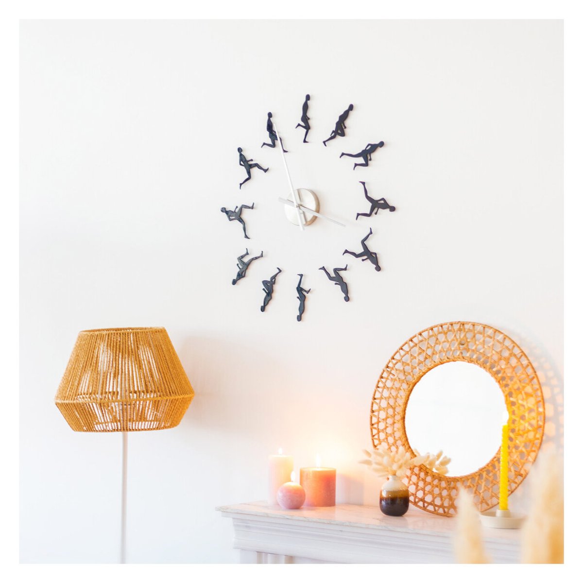 Heroes Horloge noir, PYLONES