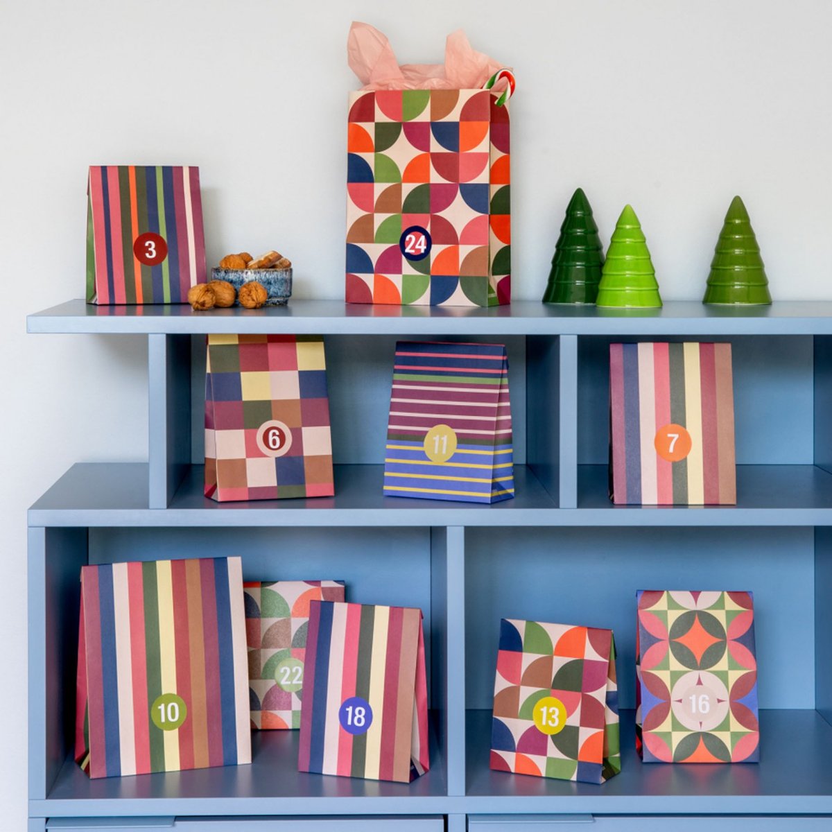 Calendrier de l'Avent lot de 24 sacs multicolore, REMEMBER