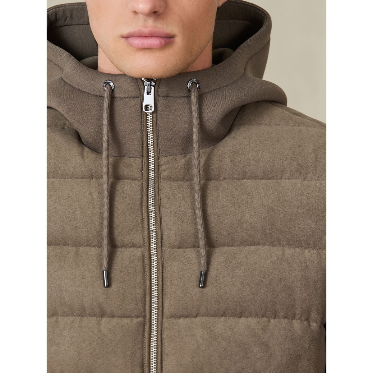 Veste à capuche matelassée hybride daim synthétique neutre, NEXT