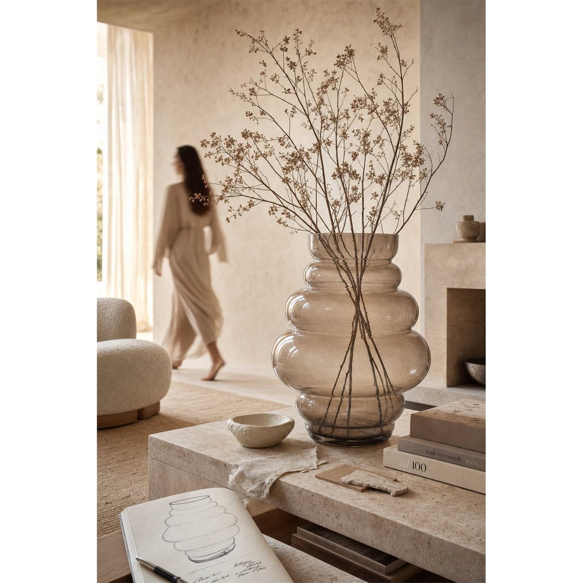 Vase en verre sculptural fait main taupe, RECOLLECTION